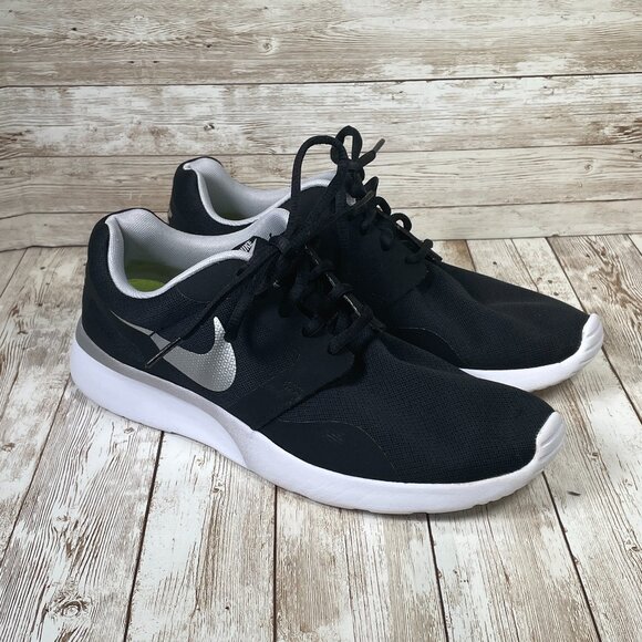 NIKE Kaishi NS Lifestyle Womens 9 Running Shoes Black Metallic Silver 747495-001 - Picture 2 of 9